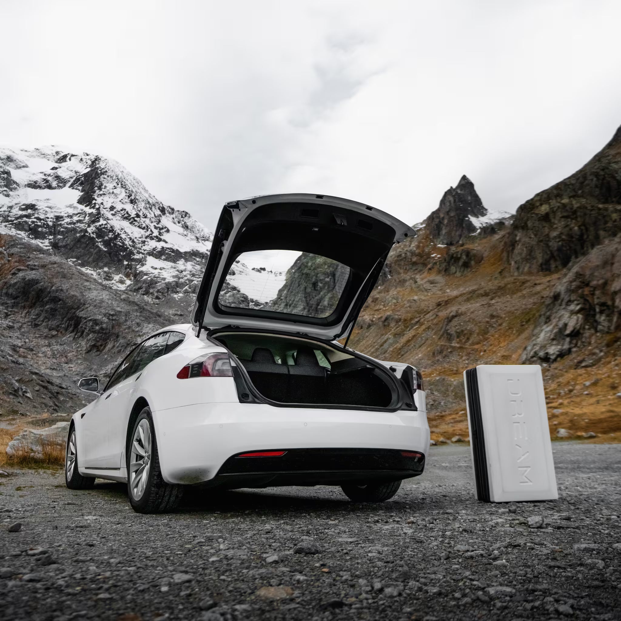 Dreamcase Classic car bed case stored in Tesla Model S trunk in nature