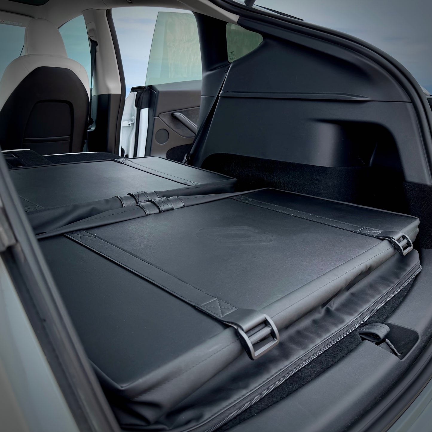 Memory | Tesla Model Y 2025- (Juniper)
